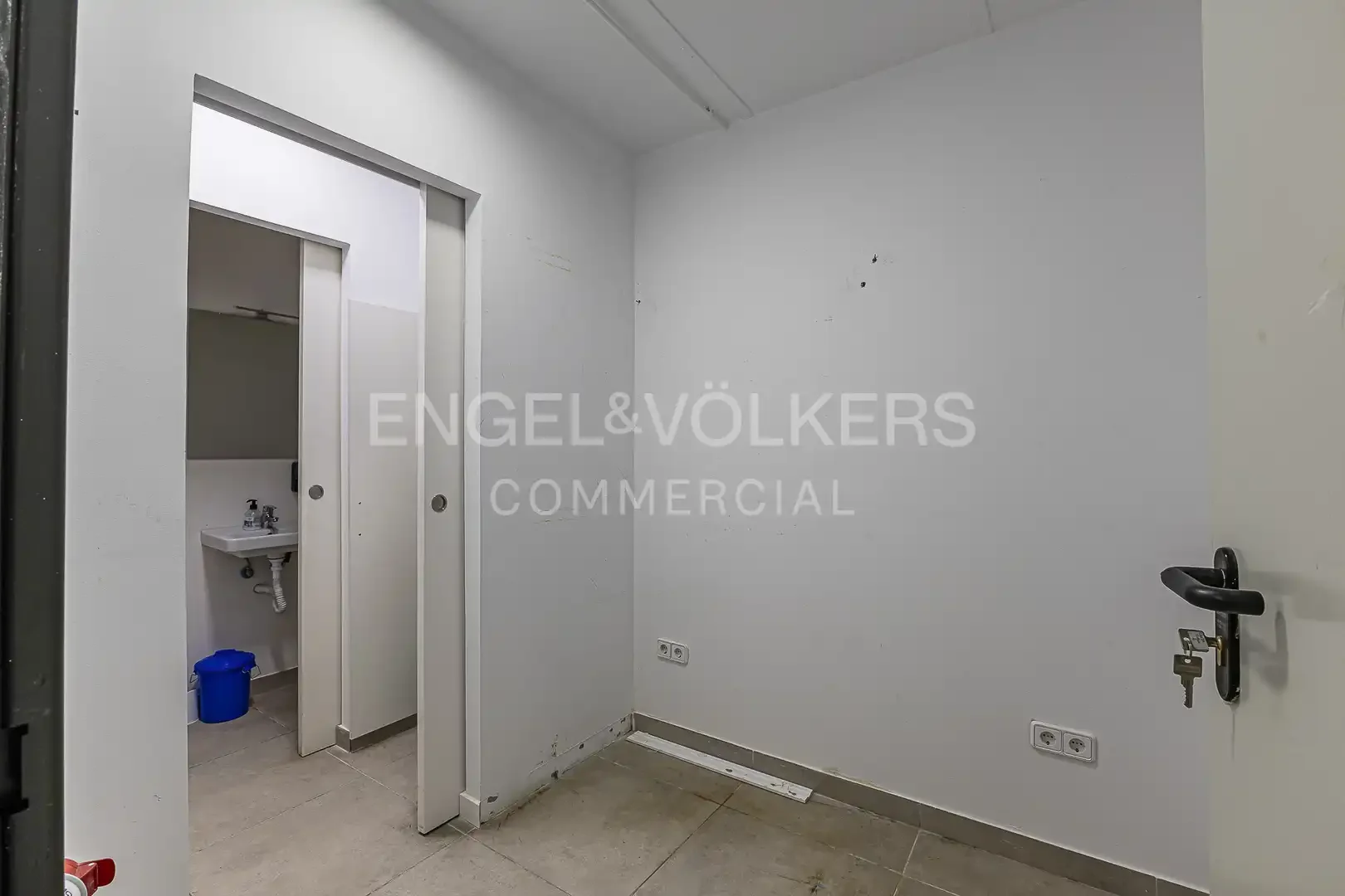 Local comercial en  Barcelona Capital - Foto 10