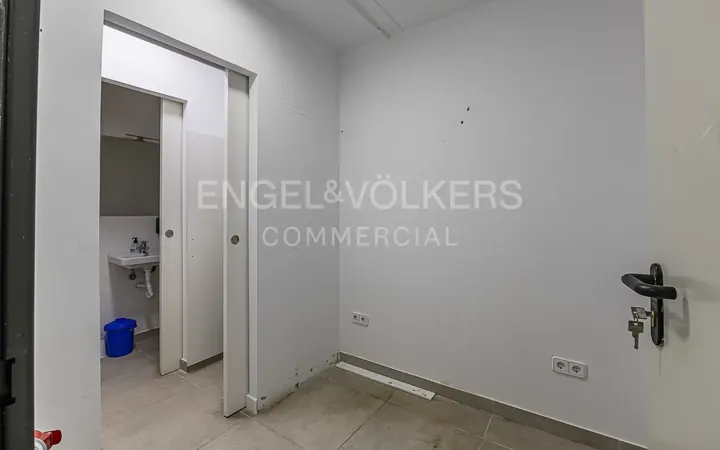 Local comercial en  Barcelona Capital - Foto 10