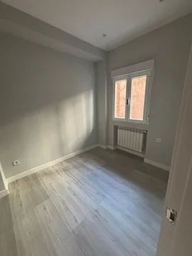 Piso en calle de Santa Engracia, 107 - Foto 5