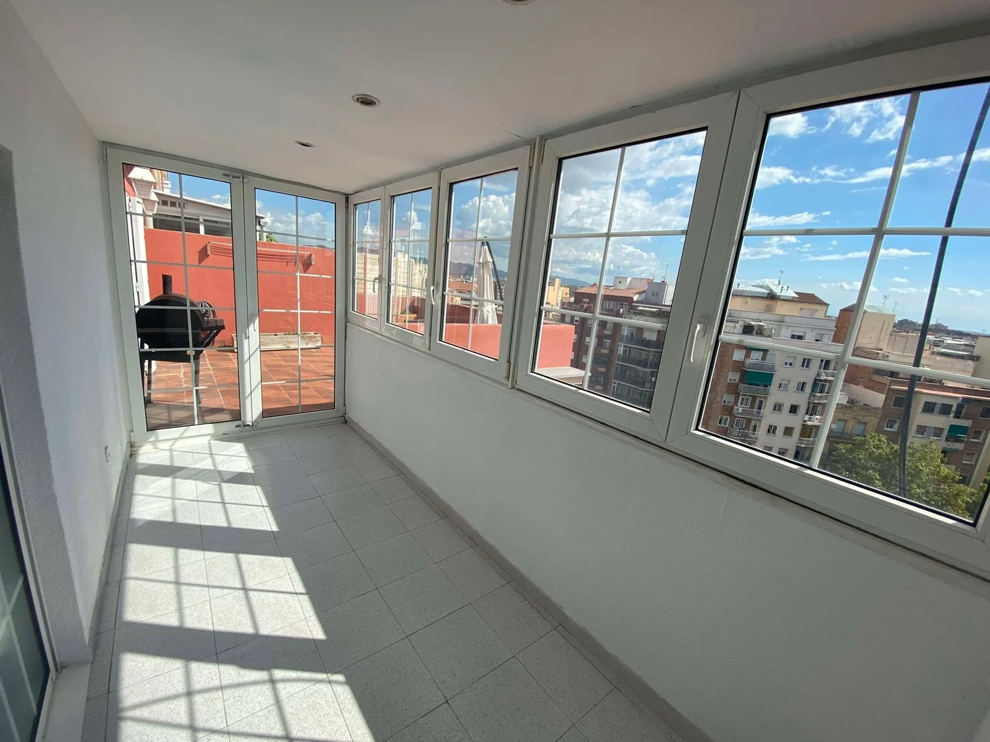 Ático en Barrio El Camp de l'Arpa del Clot - Foto 3