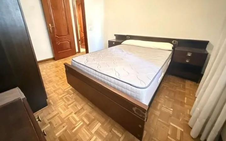 Piso en Calle de Guillén de Castro - Foto 13