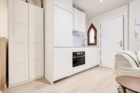 Estudio en calle de Tarragona - Foto 8