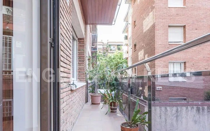 Piso en Les Tres Torres - Foto 2