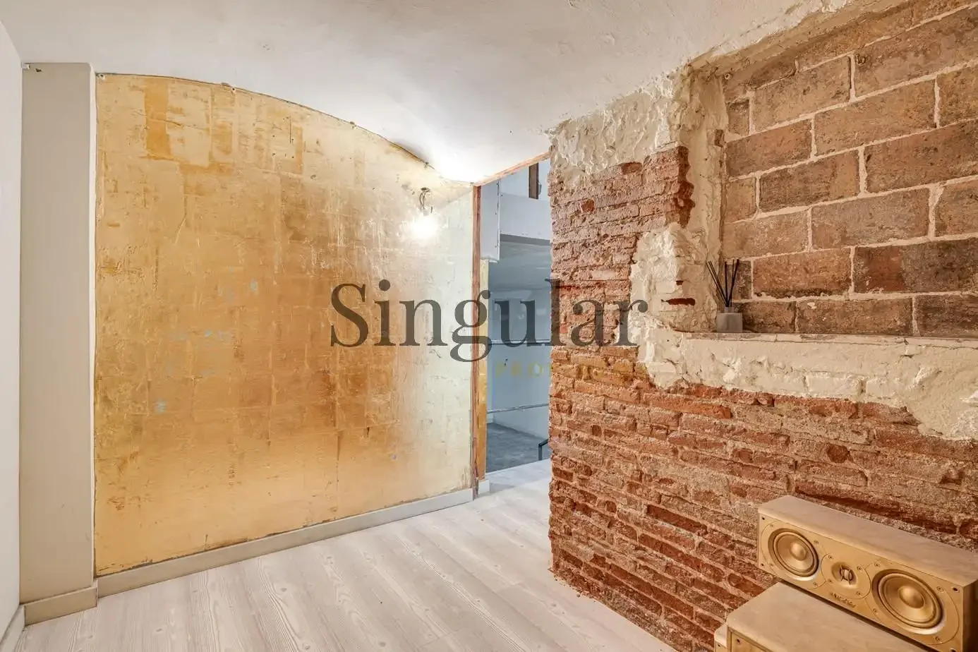 Local comercial en  Carrer de la Creu Coberta - Foto 8
