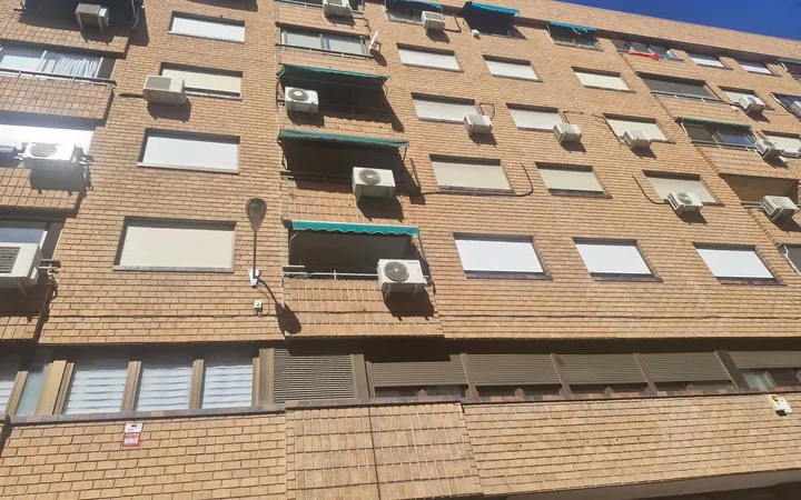 Piso en Calle de Ramón de Santillán, 15 b - Foto 3