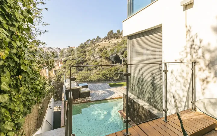 Chalet en  Barcelona Capital - Foto 2