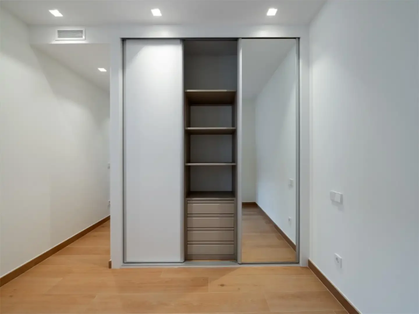 Piso en  Calle de Cadarso 4 - Foto 57