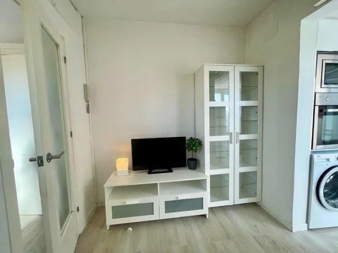 Estudio en calle de Verdi, 235 - Foto 4