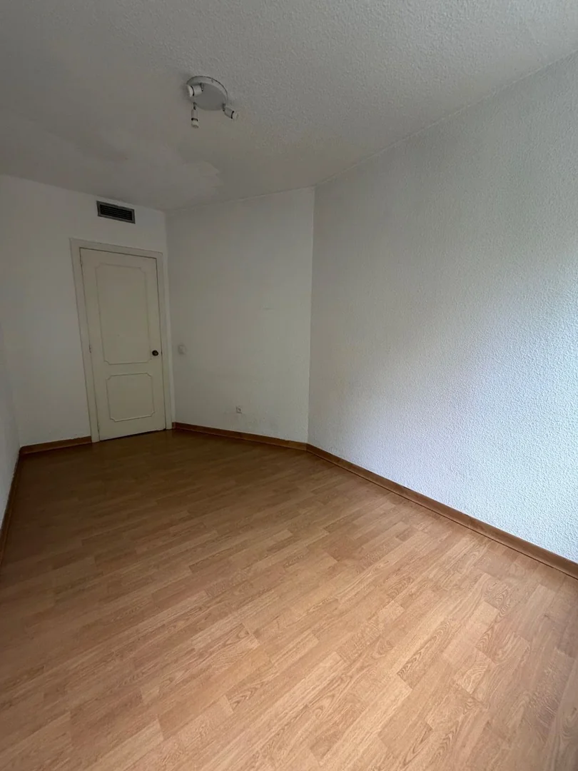 Piso en Calle de Juan Bravo, Lista - Foto 17