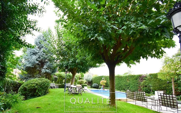 Chalet pareado en Calle Olimpo, Conde Orgaz-Piovera - Foto 1