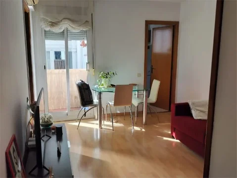 Piso en  Passatge de Nogués 11 - Foto 1