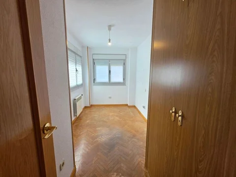 Piso en Calle Montpellier - Foto 12