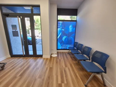 Local en calle de Emilio Muñoz, 43 - Foto 2