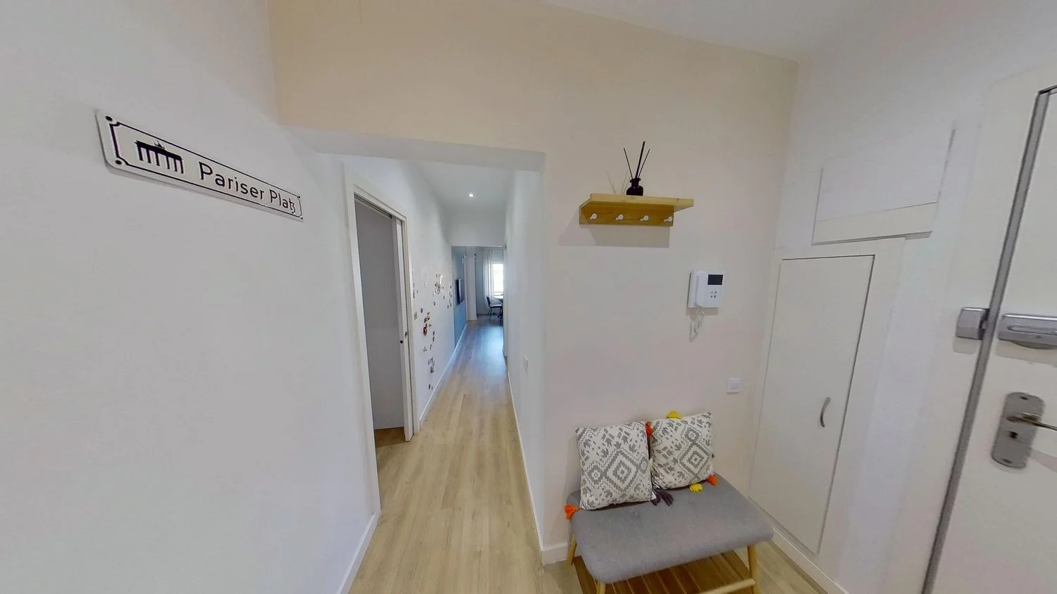 Piso en calle de Josep Estivill, 33 - Foto 3