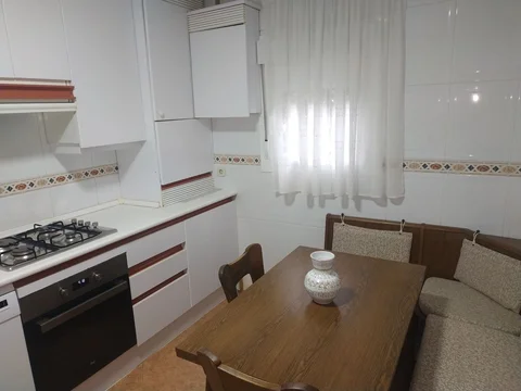 Chalet adosado en Barrio Orcasitas - Foto 3