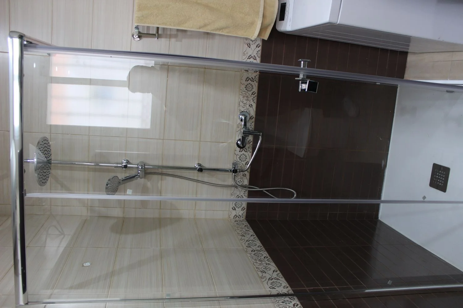 Chalet adosado en Barrio Valdeacederas - Foto 21