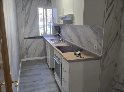 Piso en  Calle del Puerto de Balbarán 115 - Foto 4