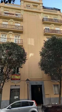 Piso en  Calle de Antonio Acuña 25 - Foto 1