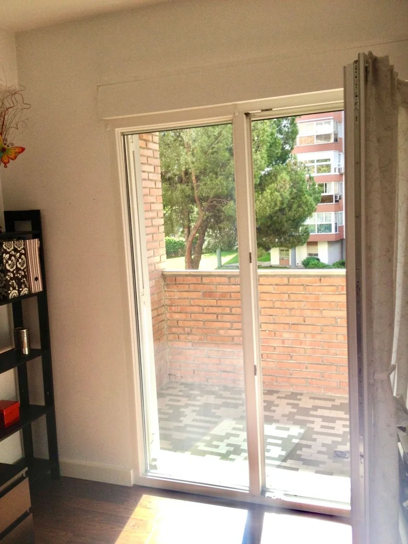 Piso en Calle de Caleruega - Foto 23