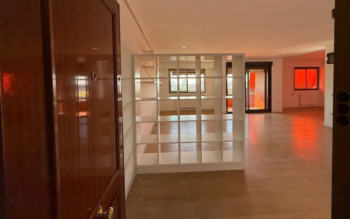 Piso en Calle de López de Hoyos, Pinar del Rey - Foto 2