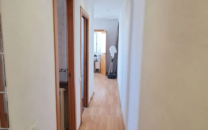 Piso en Calle de Besalú, 8, El Camp de l'Arpa del Clot - Foto 13