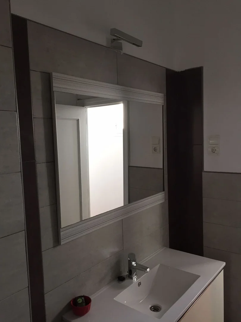 Piso en calle de Guzmán el Bueno, 65 - Foto 12