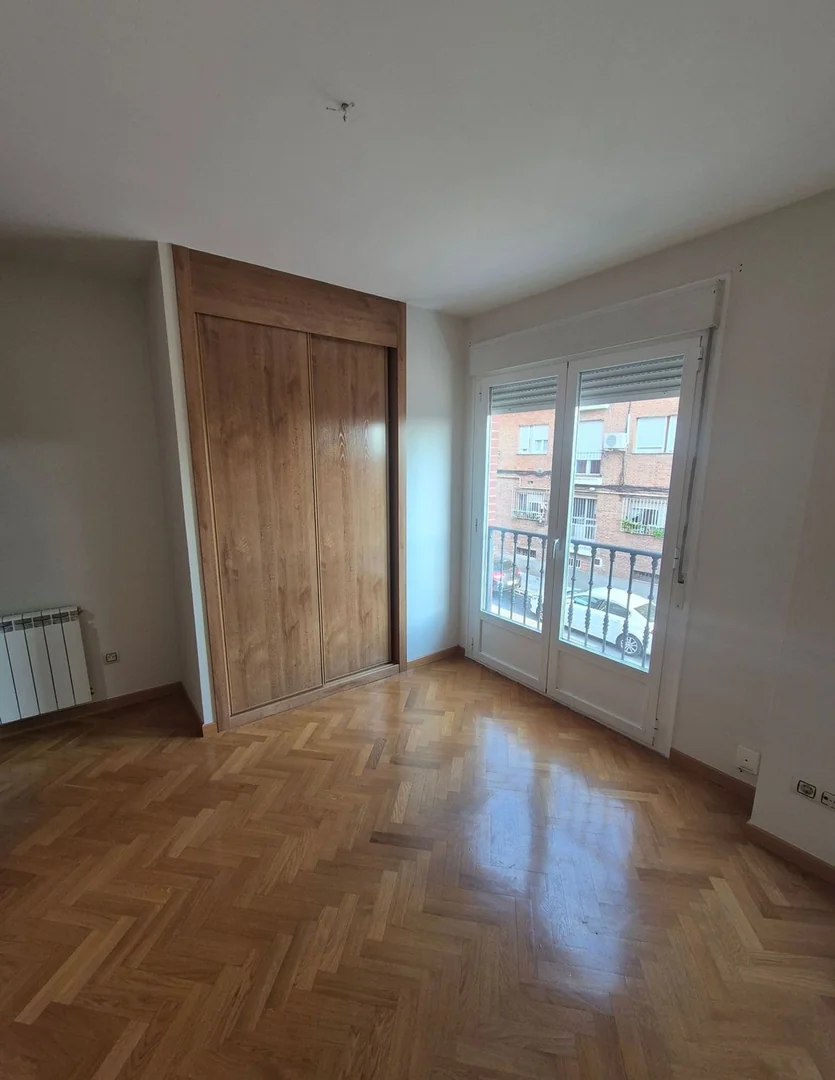 Piso en Calle de Sandalio López, 30, Tres Olivos - Valverde - Foto 9