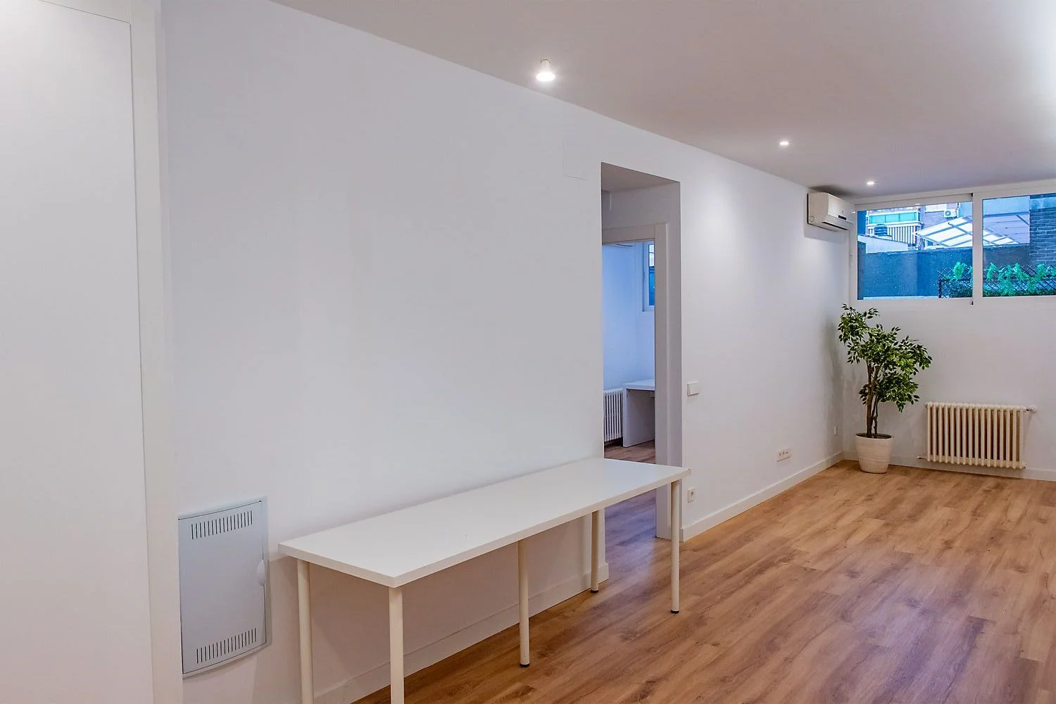 Piso en calle de Francisco Silvela, 45 - Foto 1