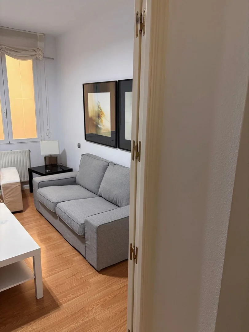 Piso en calle de Miguel Ángel, 18 - Foto 5