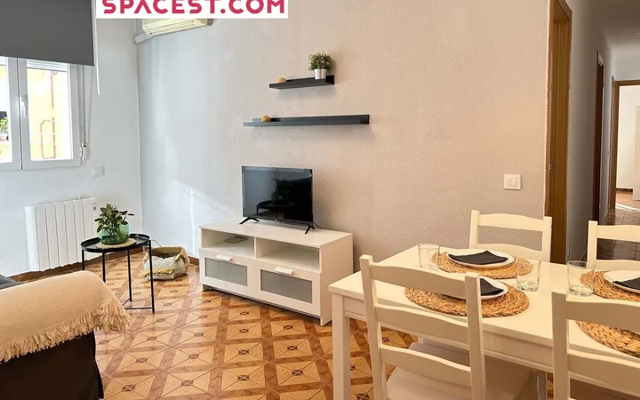 Piso en Calle Julia Nebot, 16, Vista Alegre - Foto 1
