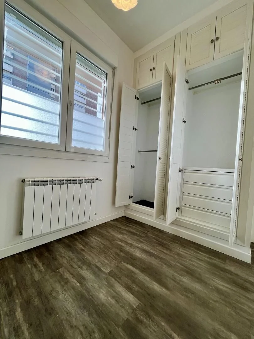 Piso en  Calle de Sirio 54 - Foto 6