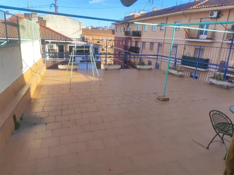 Piso en  Calle de Sánchez Preciado 38 B - Foto 2