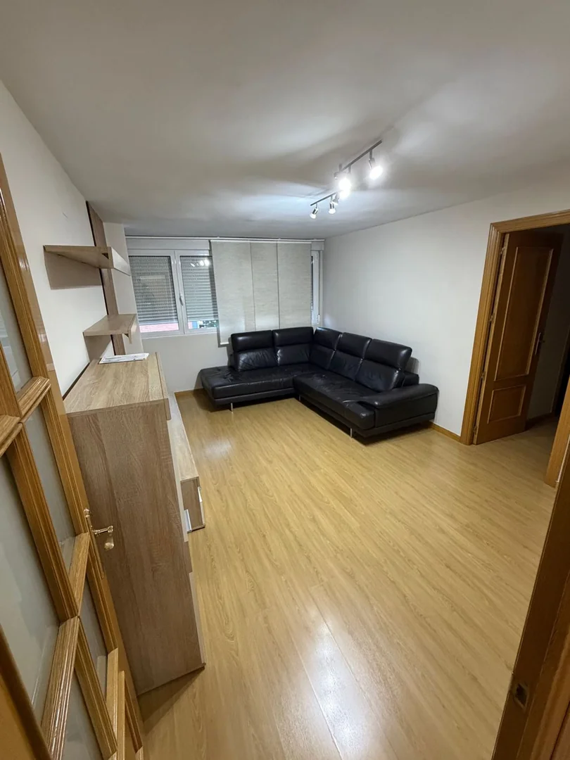 Piso en Calle Pico de los Artilleros, 124, Vinateros - Foto 2
