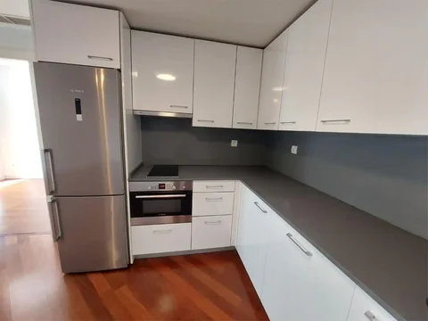 Piso en  Calle de Carlos y Guillermo Fernández Shaw 1 - Foto 9