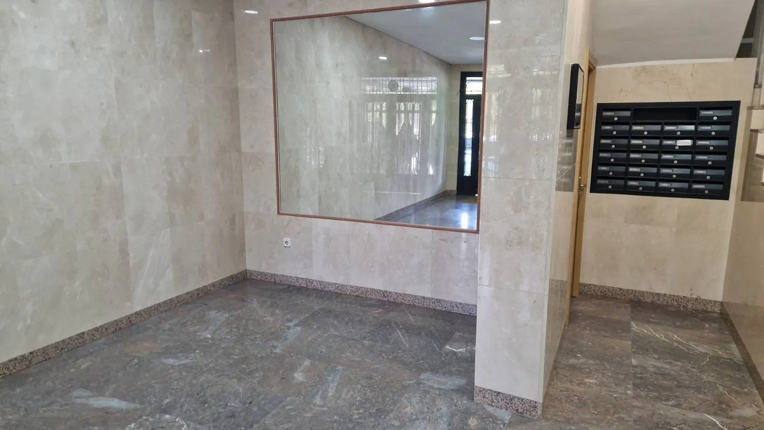 Piso en Calle de Valmojado, 51, Aluche - Foto 2