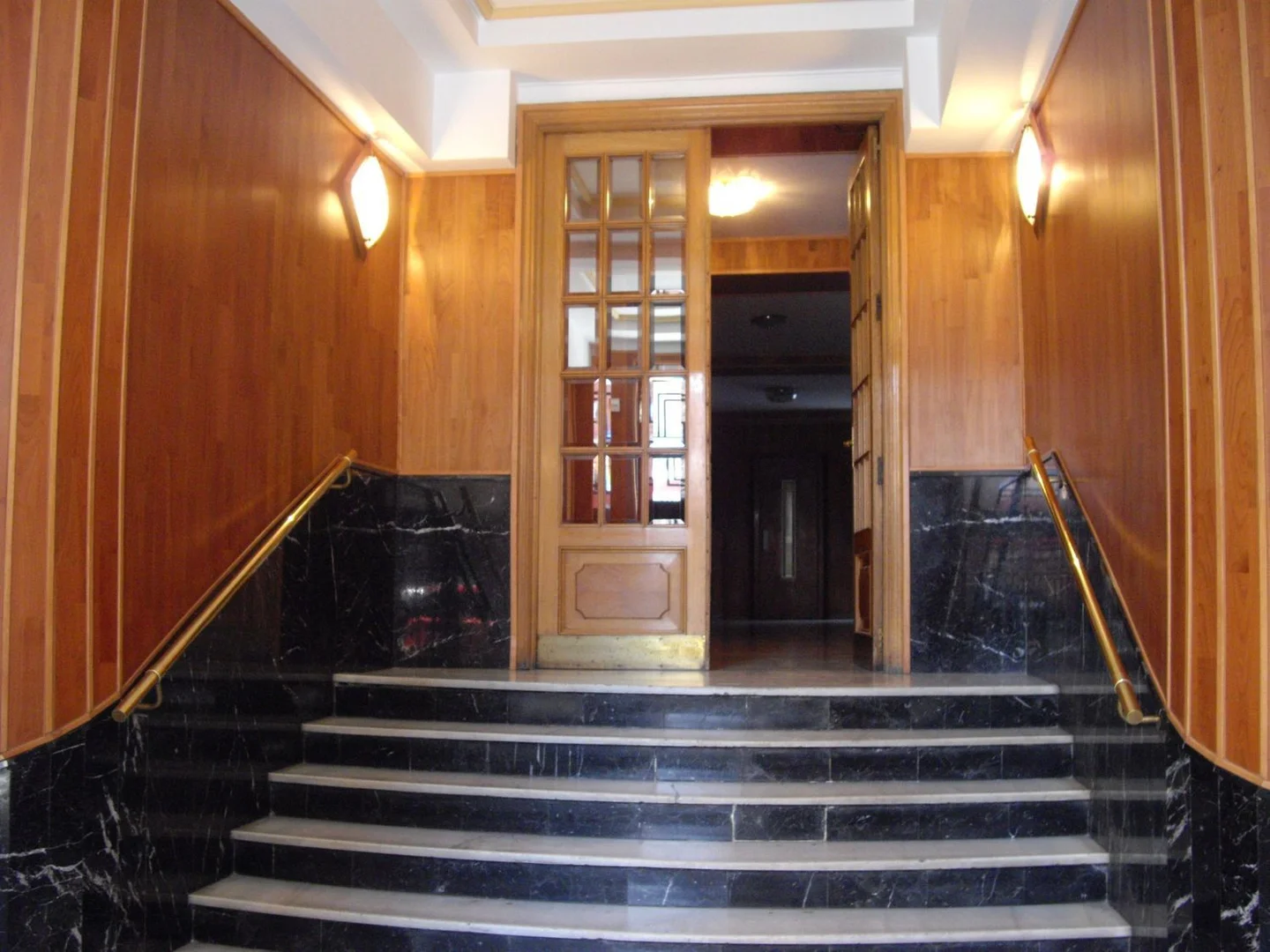 Piso en calle Vallehermoso, 60 - Foto 2