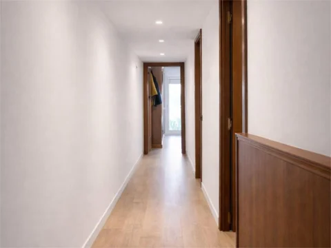 Piso en  Avinguda de la Mare de Déu de Montserrat 108 - Foto 6