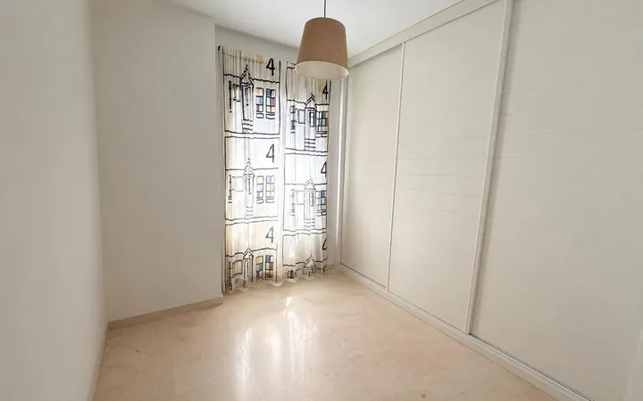 Chalet adosado en Sol - Foto 9