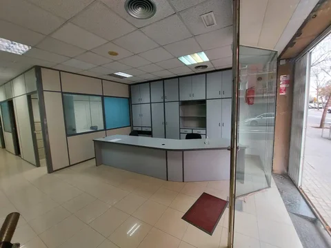 Local comercial en  Carrer d'Espronceda 375 - Foto 3