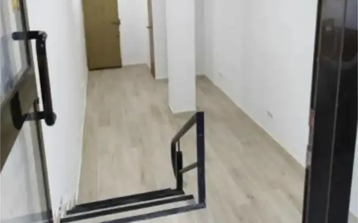 Local comercial en Carabanchel - Foto 4