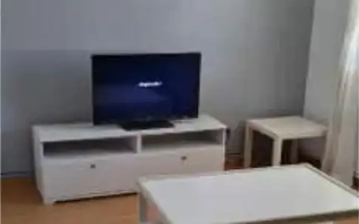 Piso en Moratalaz - Foto 1