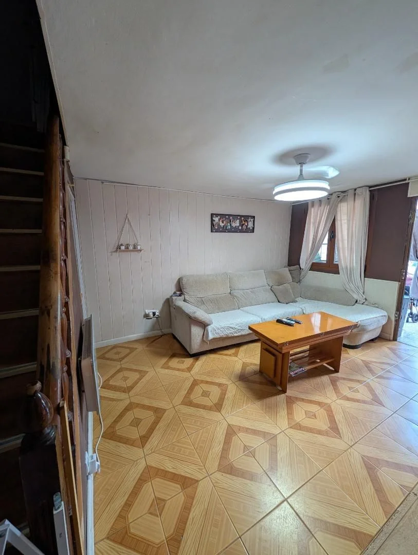 Chalet en  Calle de Peñarroya 83 - Foto 2