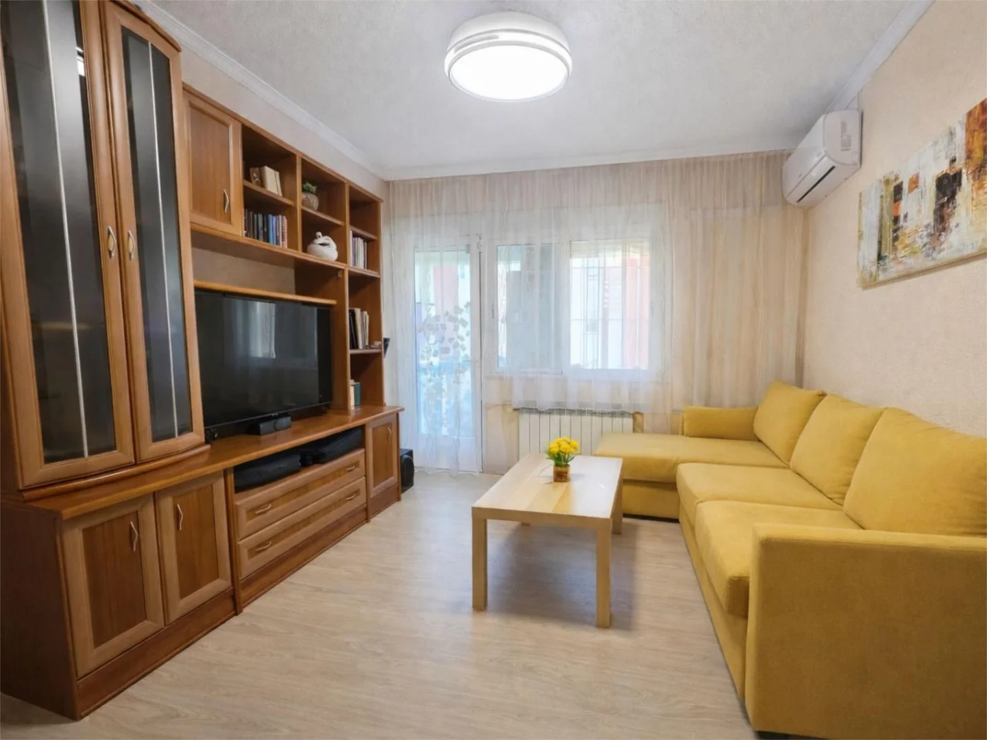 Piso en  Calle del Arroyo de la Media Legua 16 - Foto 2