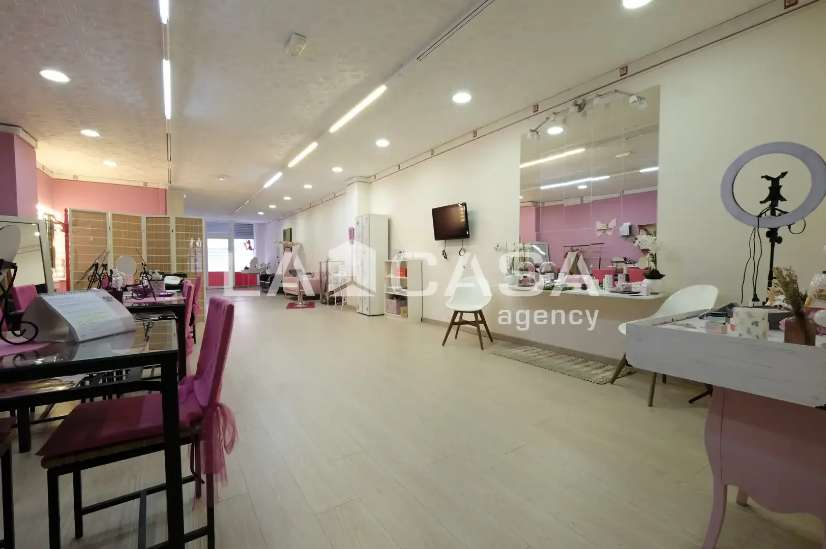 Local comercial en  Carrer d'Alloza - Foto 2