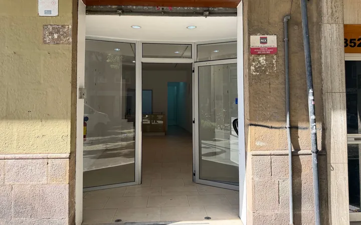 Local en Calle de Sants, 354, Sants - Badal - Foto 2