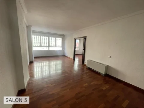 Piso en  Calle de Sor Ángela de la Cruz 8 - Foto 3