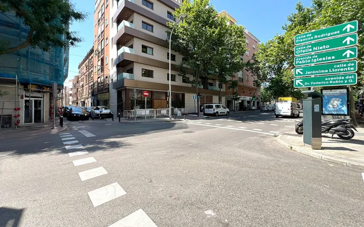 Estudio en Calle de Lope de Haro, Berruguete - Foto 25