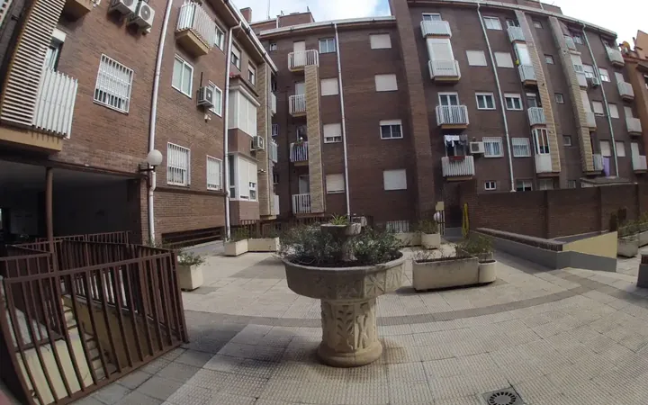 Piso en  Calle de Agustín Calvo 10 - Foto 1