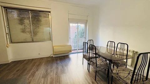 Piso en calle de Benito de Castro, 11 - Foto 2