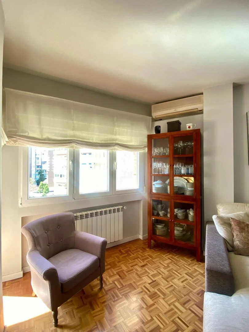 Piso en calle de Oña, 151 - Foto 8